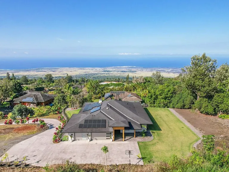 73-1235 Kauilaniakea Dr #2 — Photo 10