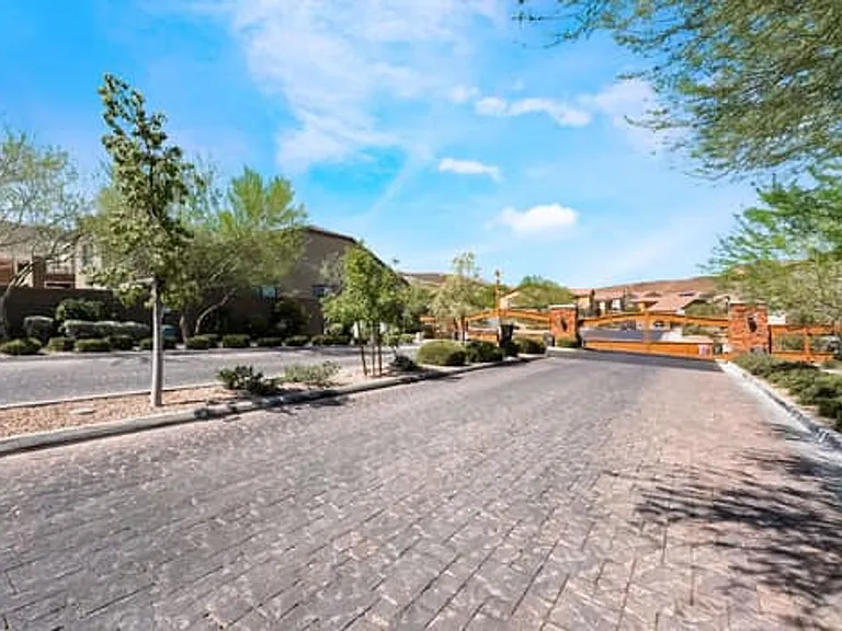 333 Mandarin Hill Ln — Photo 36