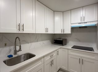 518 Tennyson Dr #LL, Staten Island, NY 10312
