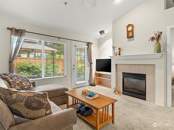 5th image of 6130 Nathan Way SE #B