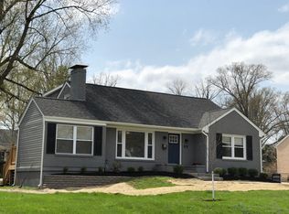 218 Hemingway Rd, Saint Matthews, KY 40207