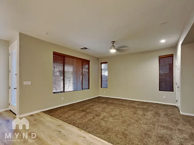 19075 E Pelican Dr — Photo 9