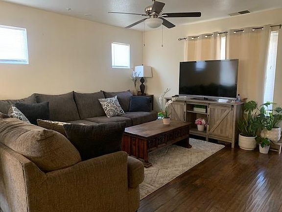 4th image of 111 Garden Circle Way