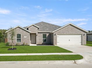 2631 Streamside Dr, Burleson, TX 76028