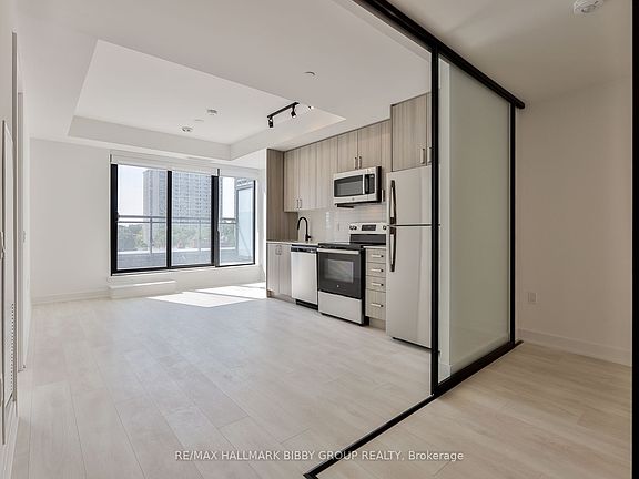 2nd image of 758 Dovercourt Rd #405