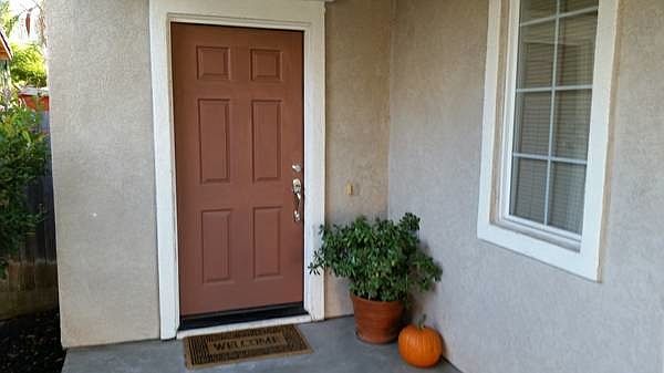 1st image of 2548 Gaines Ln