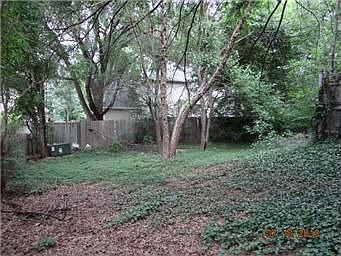 2nd image of 10236 Caenen St