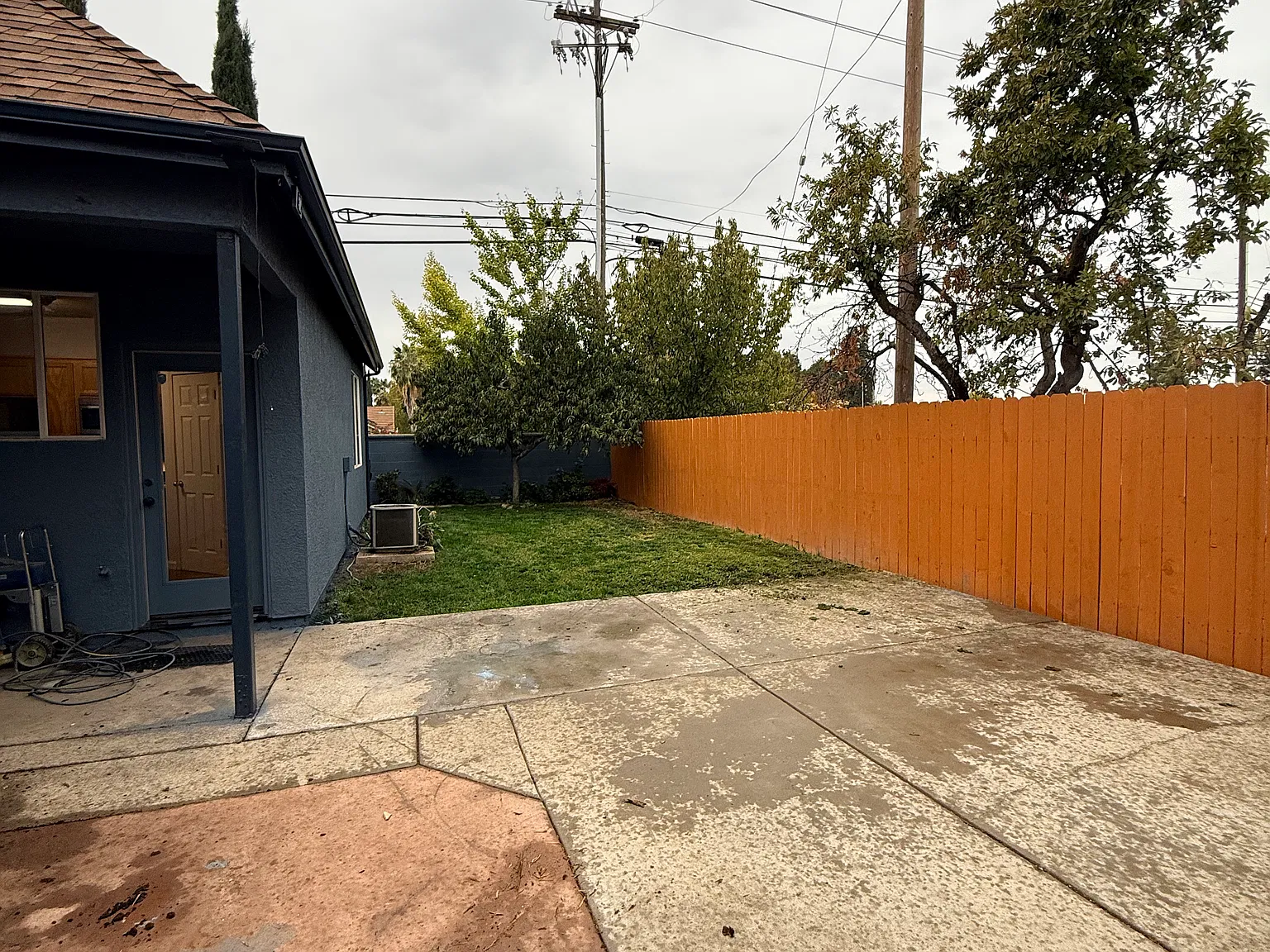 3 bed, 1410 sqft, $2,300 — Photo 3