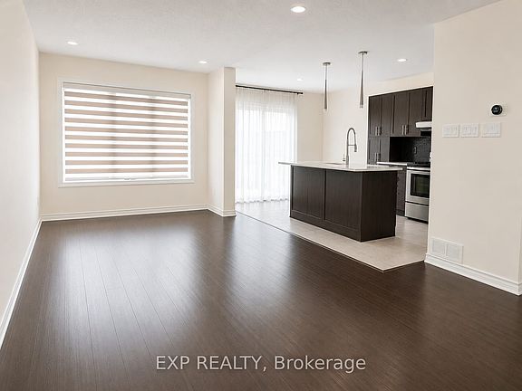 3rd image of 55 Fallengale Cres