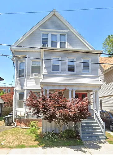 126 Hobart St Photo 1