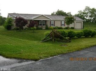 193 Durham Dr, Chambersburg, PA 17202