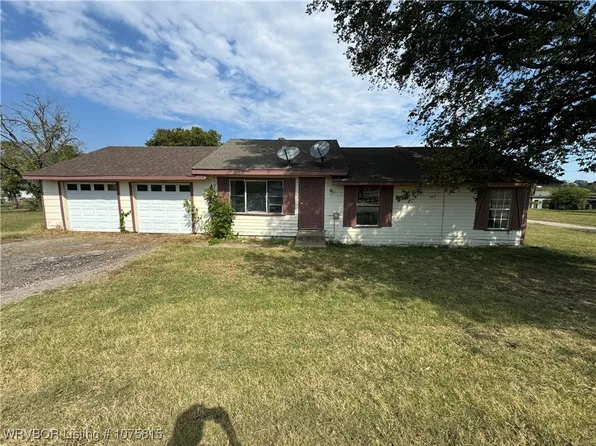 815 Segar St, Van Buren, AR 72956