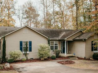 4415 Murdocksville Rd, West End, NC 27376