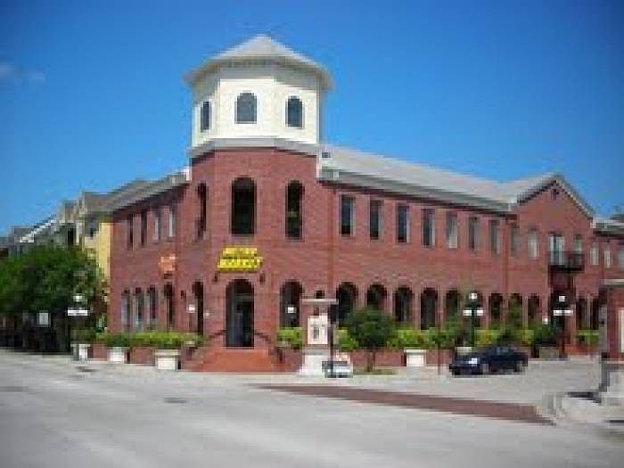 Metro Market & Deli in Co