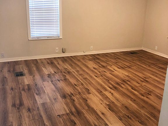 5th image of 383 W Marshall Dr