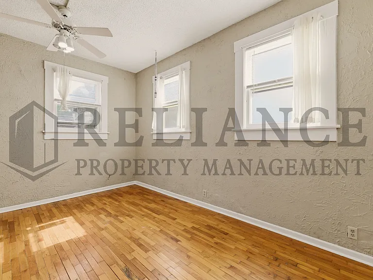 3422 E Douglas Ave #2-1 — Photo 27