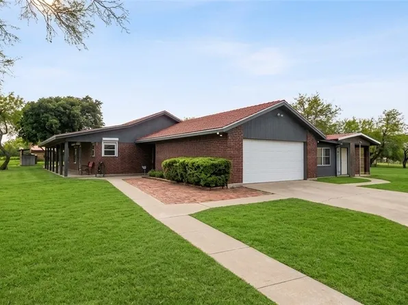 718 E County Road 2340, Riviera, TX 78379