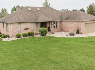1794 E Garnett Dr, Frankfort, IN 46041