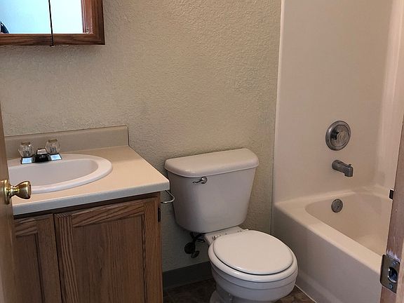 4th image of 1479 Terrace Ln APT 3