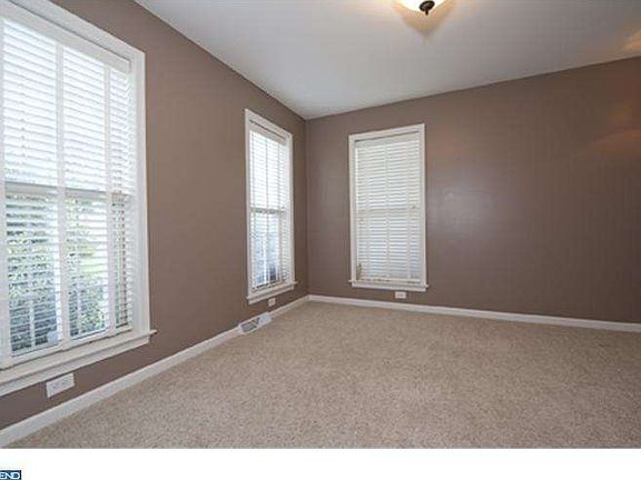 5th image of 331 Turners Pond Dr