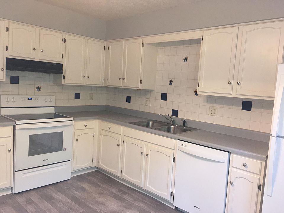1st image of 12410 N Brentfield Dr