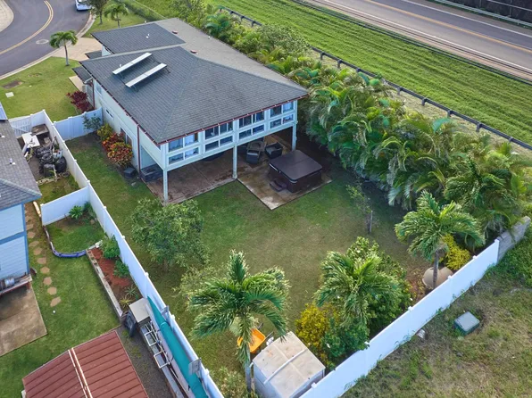 63 W Kanamele Loop, Wailuku, HI 96793