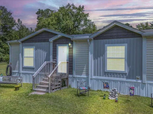 94 Water Fowl Ln, Cottageville, SC 29435