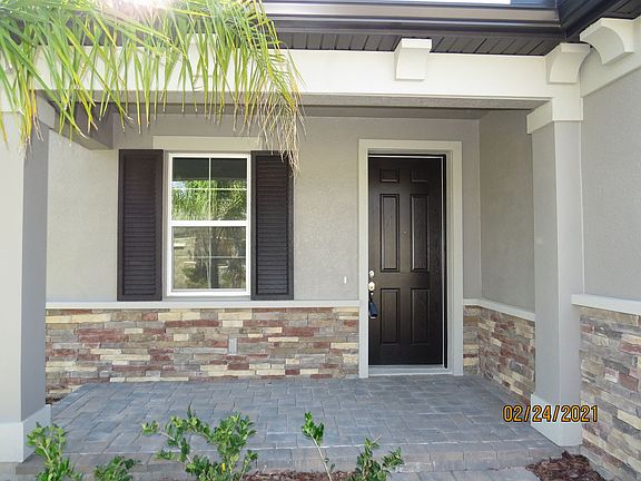 2nd image of 19350 Hawk Valley Dr