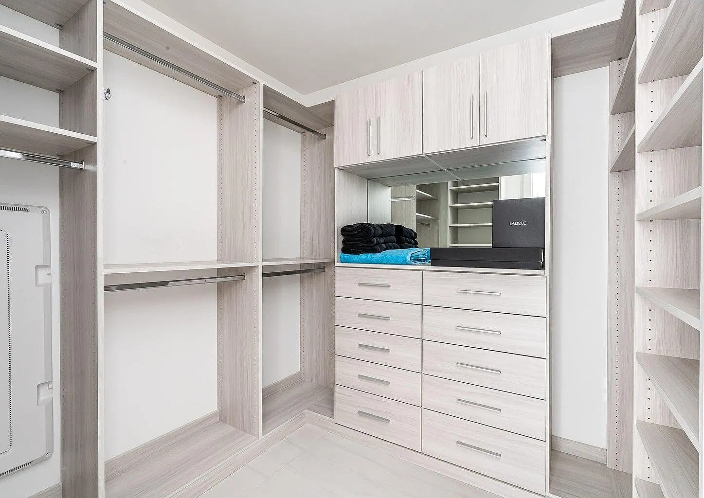 2 bed, 2.5 bath, 1766 sqft, $14,000 — Photo 4