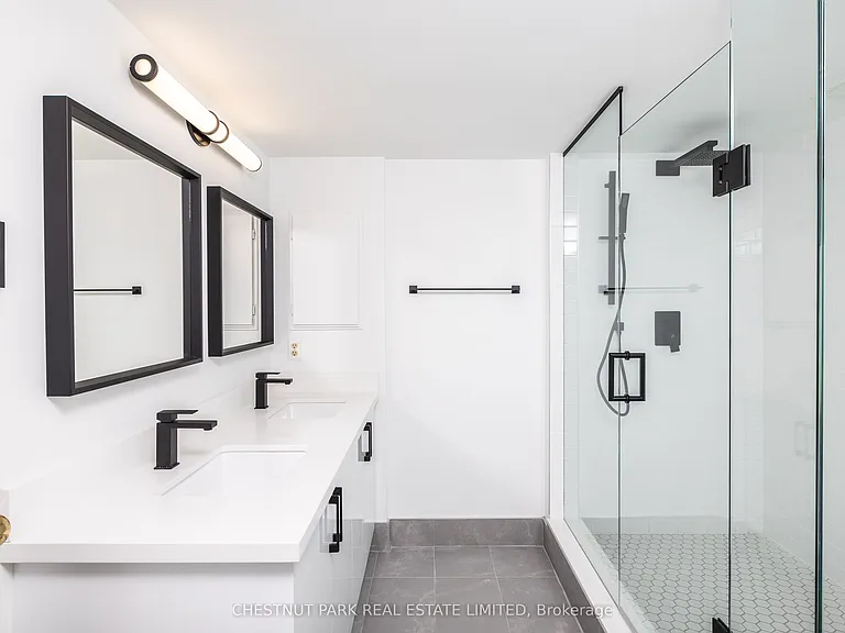 30 Wellington St E #1006 — Photo 26