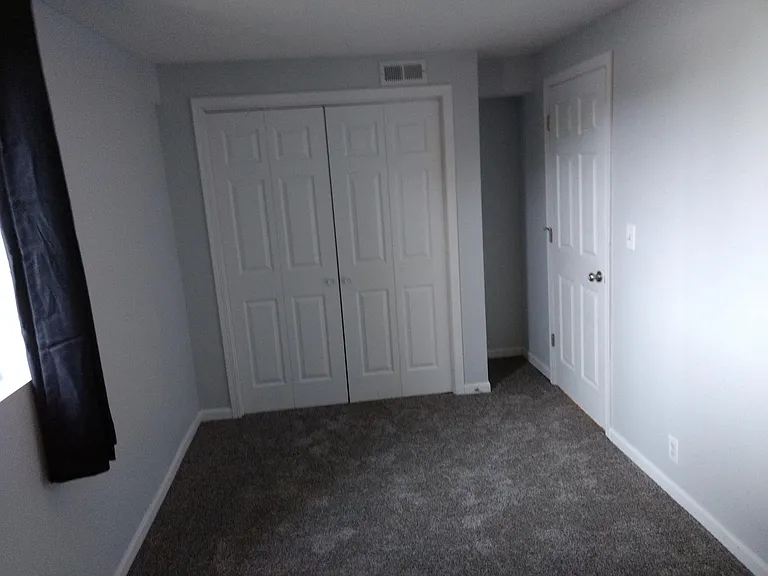 1031 Superior St #BASEMENT — Photo 7