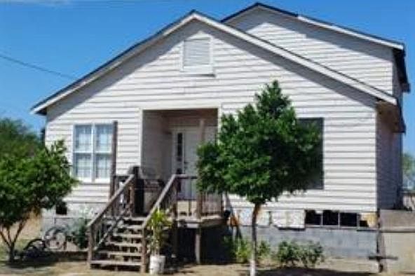 1st image of 5213 Salvador Ln