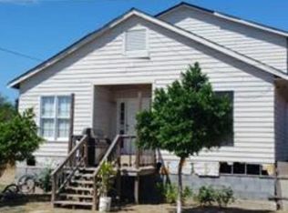 5213 Salvador Ln, Zapata, TX 78076