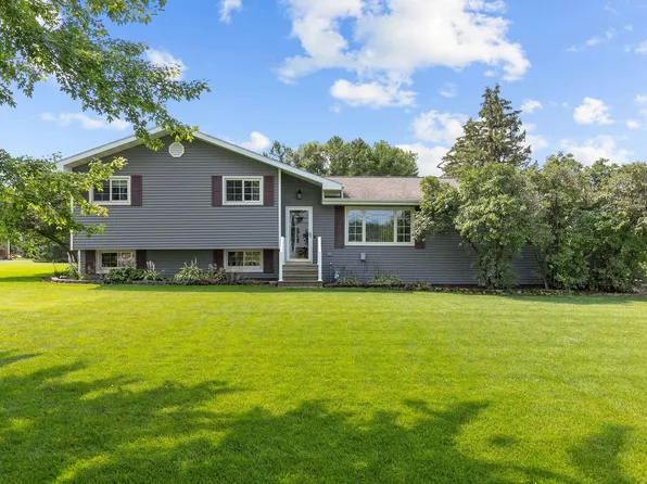 N8692 Firelane #9, Menasha, WI 54952