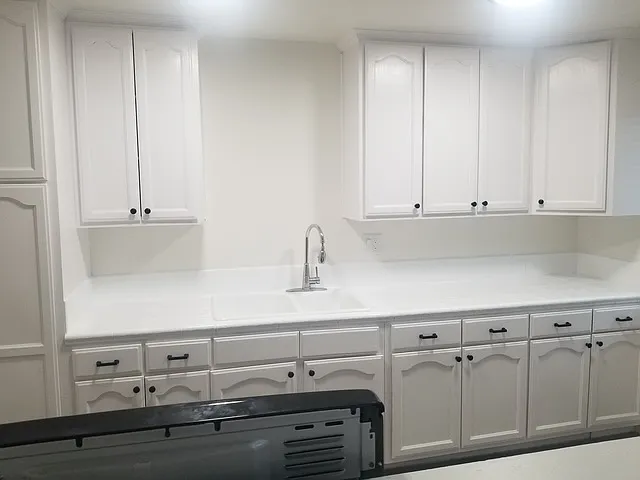 2 bed, 800 sqft, $2,400 — Photo 4
