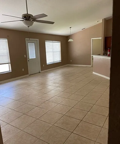 Livingroom facing Kitchen nook