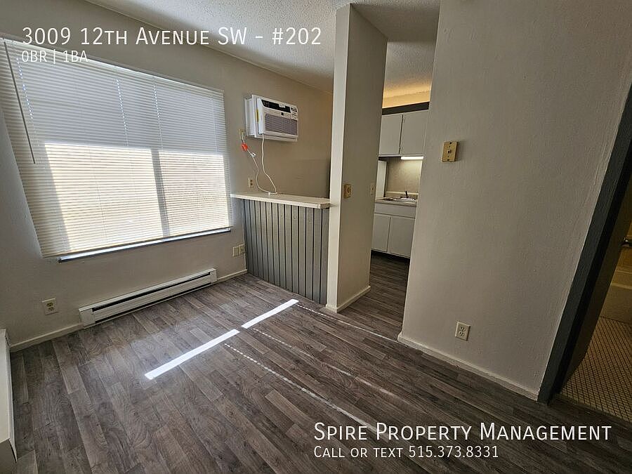 1st image of 3009 12th Ave SW APT 202