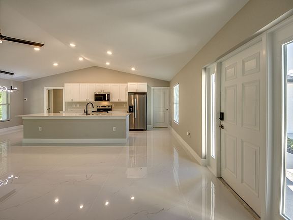 2nd image of 3433 NE 11th Pl