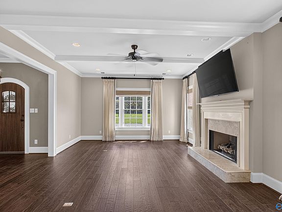 5th image of 55 Sweet Laurel Pl