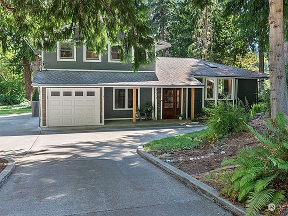 2nd image of 5014 Huckleberry Lane NW