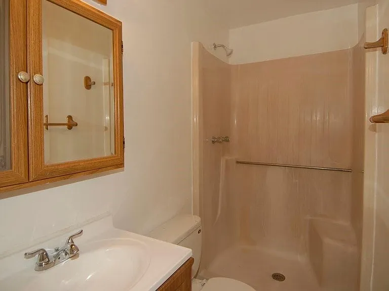 971 SW 83rd Ave — Photo 9