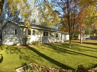 1506 Ridgeway Dr SW, Alexandria, MN 56308