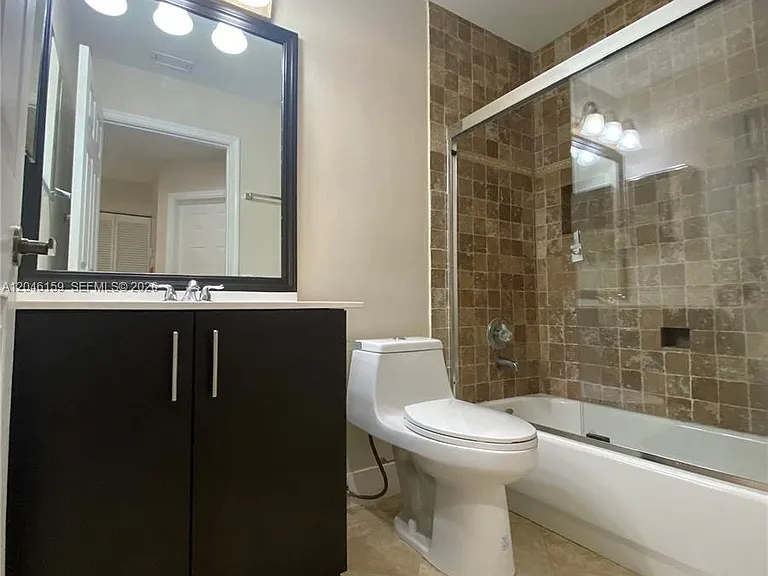 837 Tanglewood Cir — Photo 14