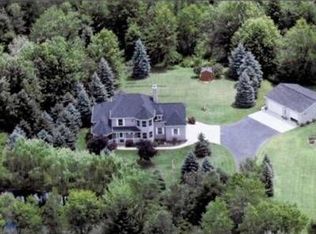 6065 Starville Rd, Cottrellville, MI 48039