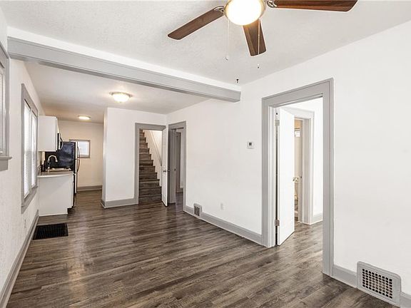 3rd image of 3803 Chestnut Ave
