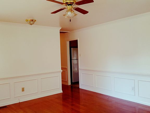 5th image of 347 Ronald Dr