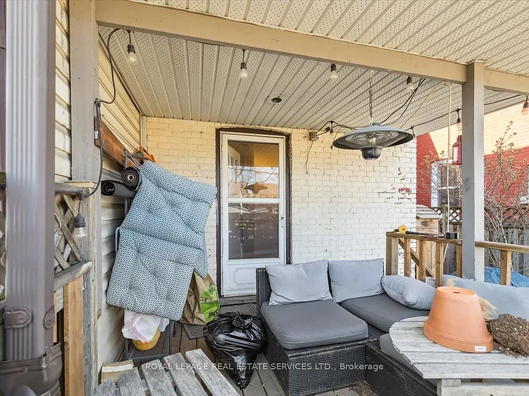 28 Saint Matthews Ave — Photo 31