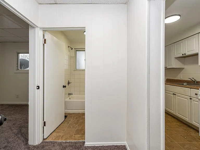 641 6th Street — Photo 23