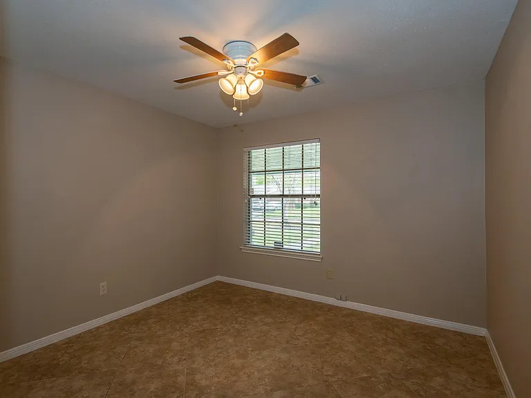 12034 Paddock Way — Photo 14