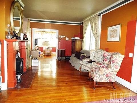 5th image of 210 Abernathy St NW